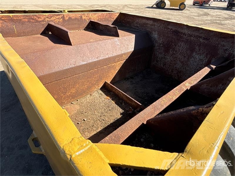 Wobbly Wheel 9 ft x 7 ft Pull Behind Compactor Vontatott vibrátoros hengerek