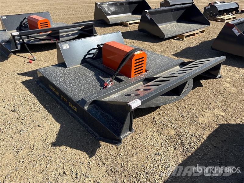 Wolverine BC-13-72W 72 in Skid Steer Brush Cutter Sekačky namontované a tažené