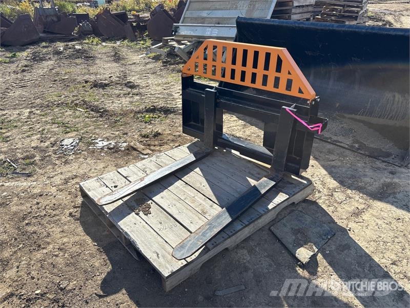  Wolverine FK-11-48W 42 in Skid Steer Forks Fourche