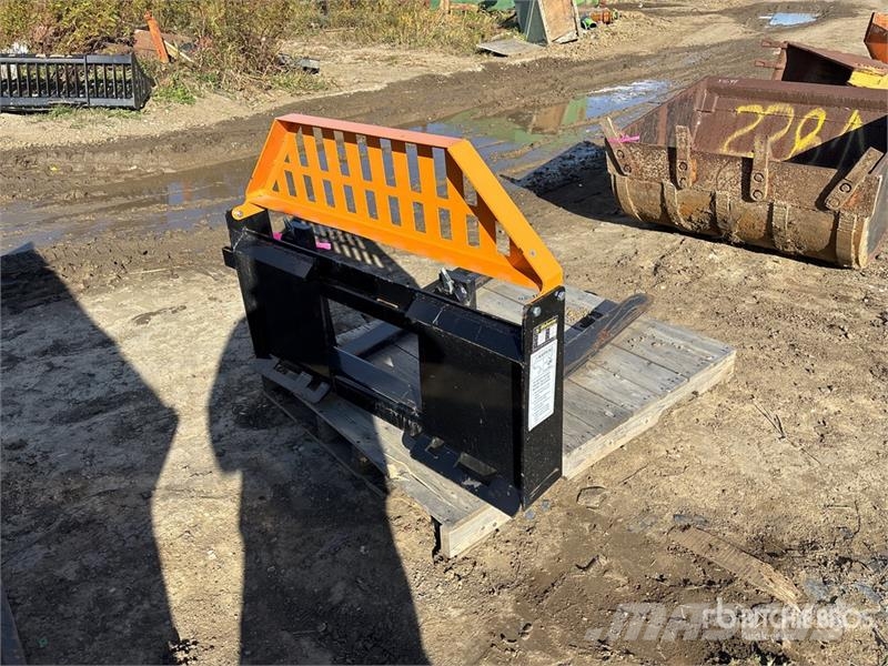  Wolverine FK-11-48W 42 in Skid Steer Forks Fourche