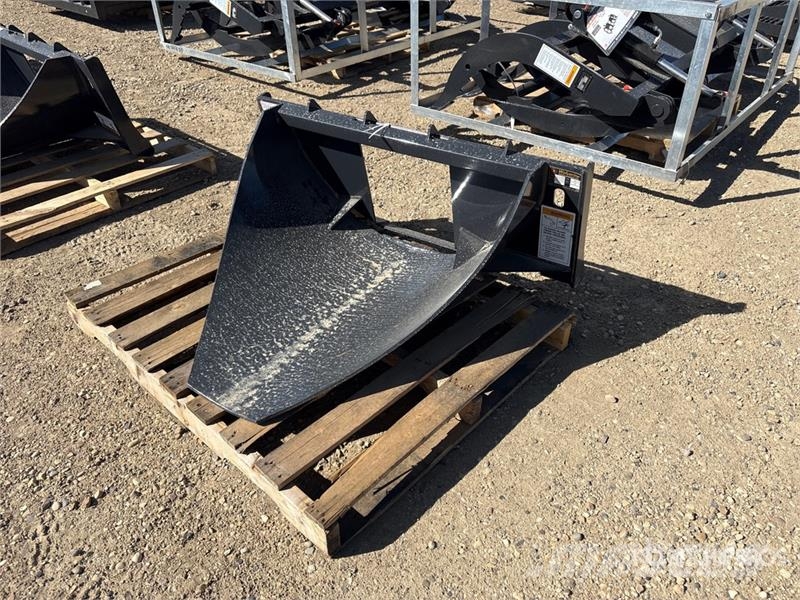 Wolverine TD-13-36R Skid Steer Stump Bucket (Unuse Godet