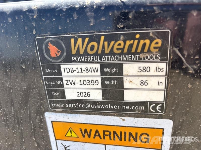 Wolverine TDB-11-66W 66 in Skid Steer Bucket (Unus Godet