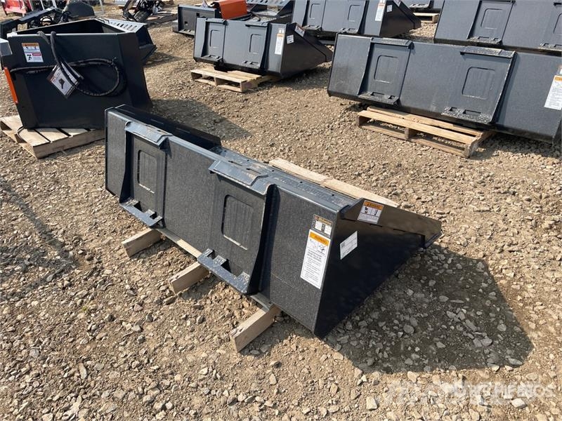  Wolverine TDB-11-72W 72 in General Purpose Skid St 挖斗