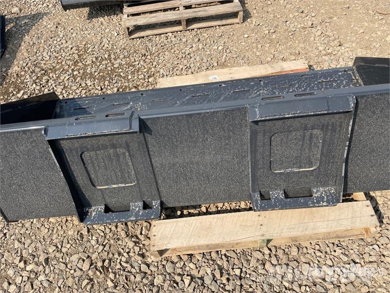  Wolverine TDB-11-78W 78 in General Purpose Skid St 挖斗