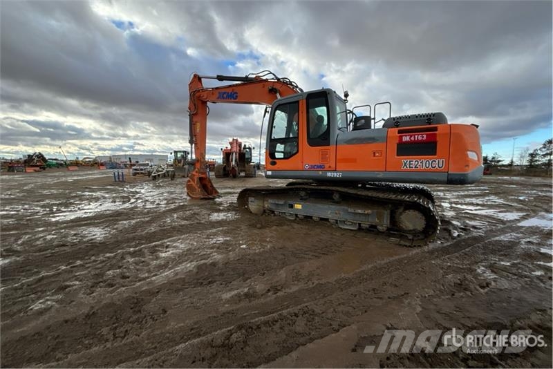 XCMG XE210CU Tracked Excavator Гусеничные экскаваторы