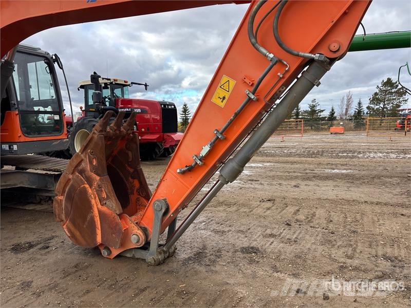 XCMG XE210CU Tracked Excavator Гусеничные экскаваторы