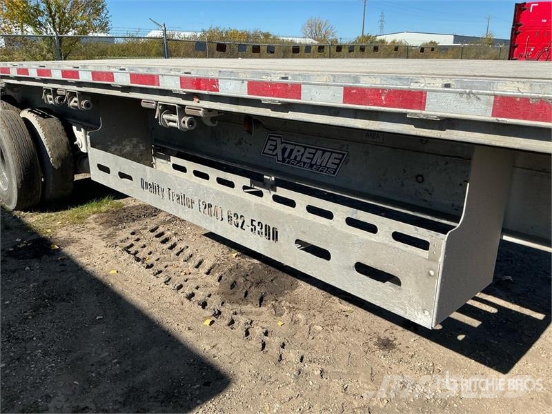 Xtreme 53 ft T/A Flatbed Trailer Причепи-платформи/бокове розвантаження