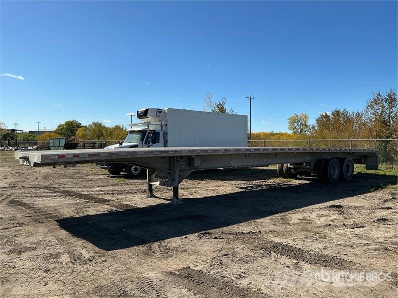 Xtreme 53 ft T/A Flatbed Trailer Причепи-платформи/бокове розвантаження