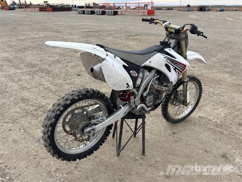 Yamaha YZ450F Motocross Bike Veículos todo-terreno