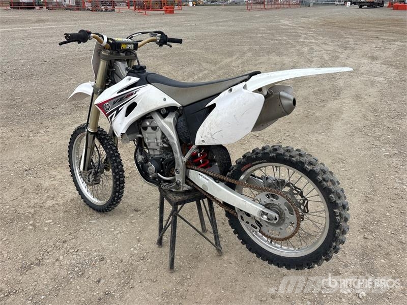 Yamaha YZ450F Motocross Bike Veículos todo-terreno