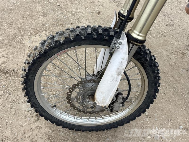 Yamaha YZ450F Motocross Bike Veículos todo-terreno