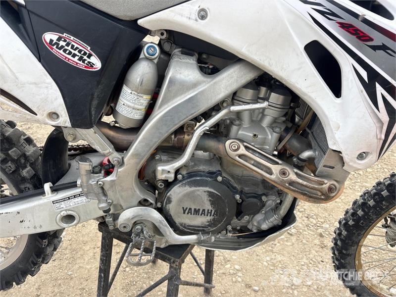 Yamaha YZ450F Motocross Bike Veículos todo-terreno