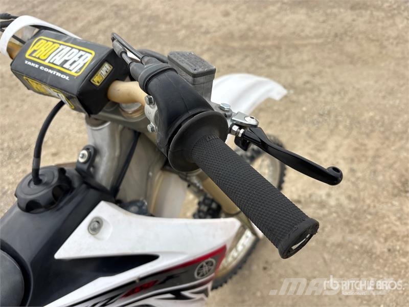 Yamaha YZ450F Motocross Bike Veículos todo-terreno