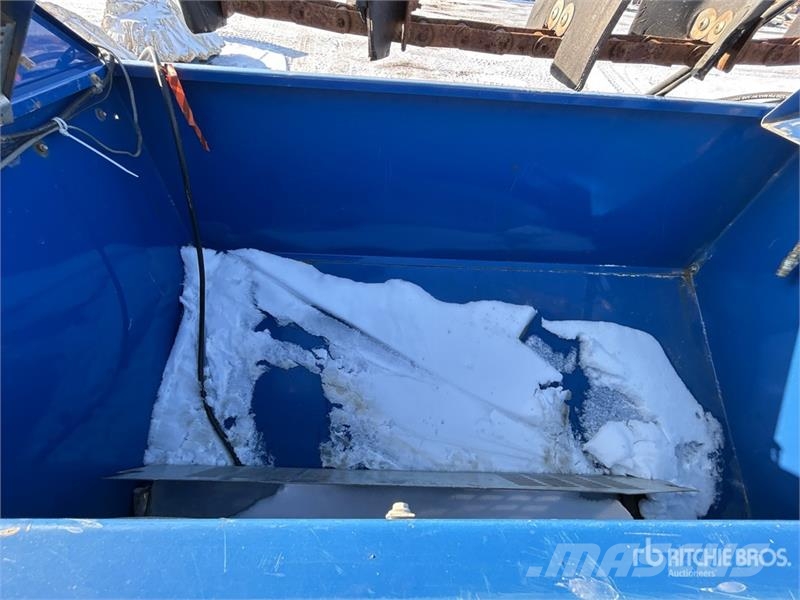 Zamboni 200 Ice Resurfacer ماكينات زراعية - غير ذلك