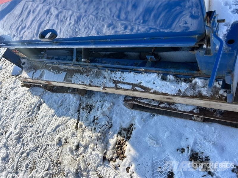 Zamboni 200 Ice Resurfacer ماكينات زراعية - غير ذلك