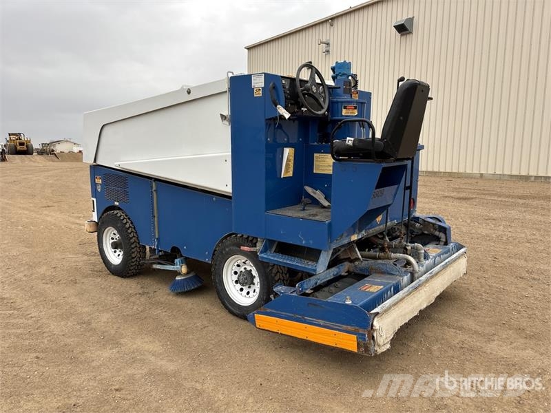 Zamboni 520 Ice Resurfacer 기타 도로 및 제설 기계