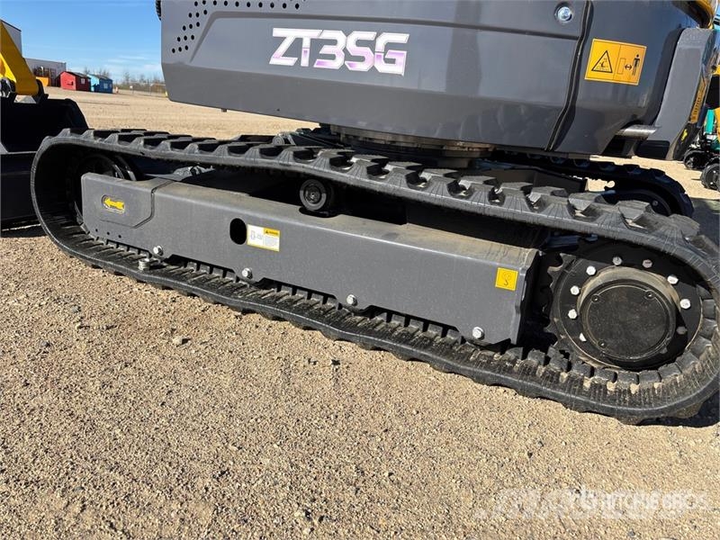 ZT 35G Mini Excavator (Unused) Miniescavatori