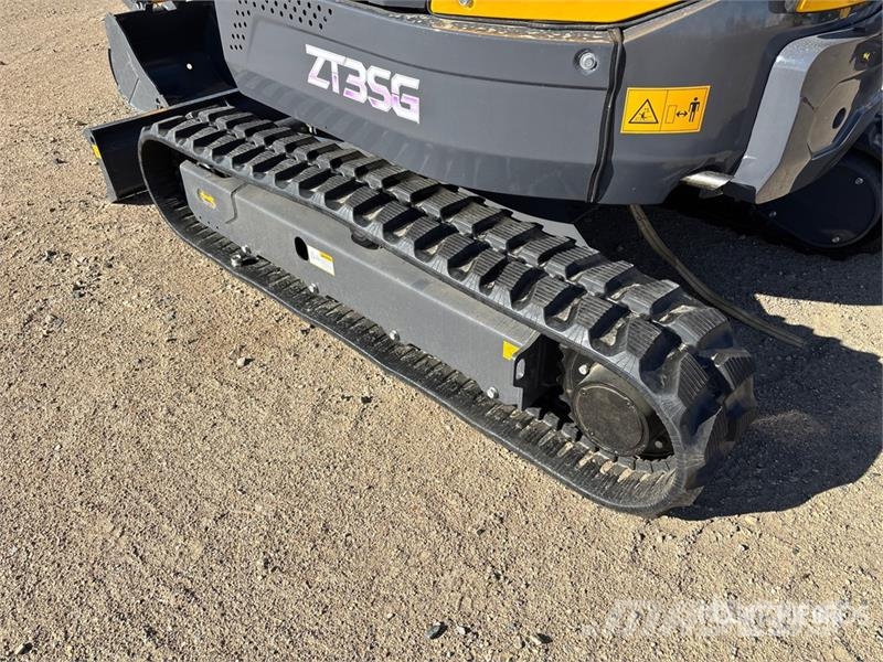 ZT 35G Mini Excavator (Unused) Miniescavatori