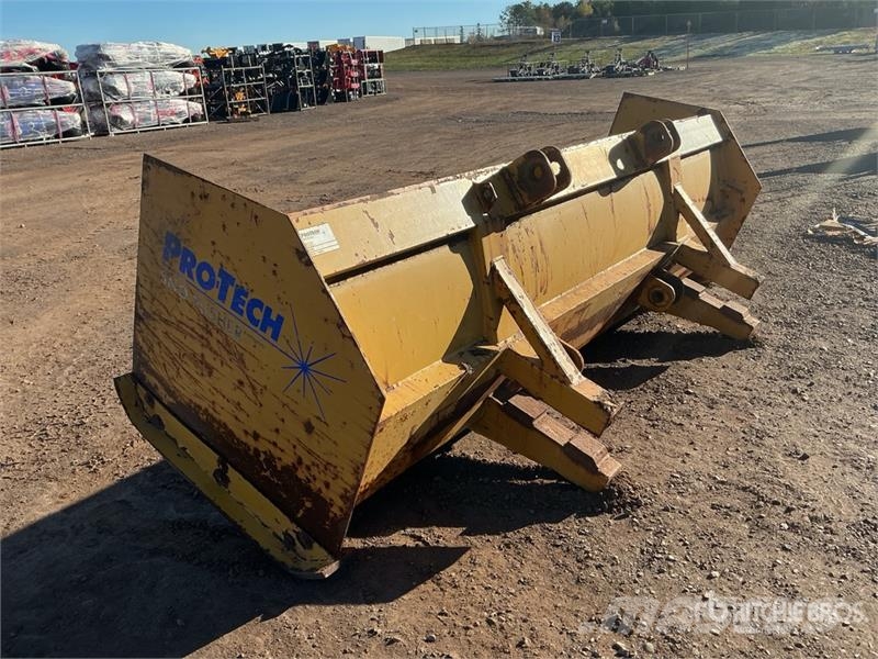 10 ft Pro-Tech Sno pusher SPB Snow Plow - Fits Whe Snežne daske i plugovi
