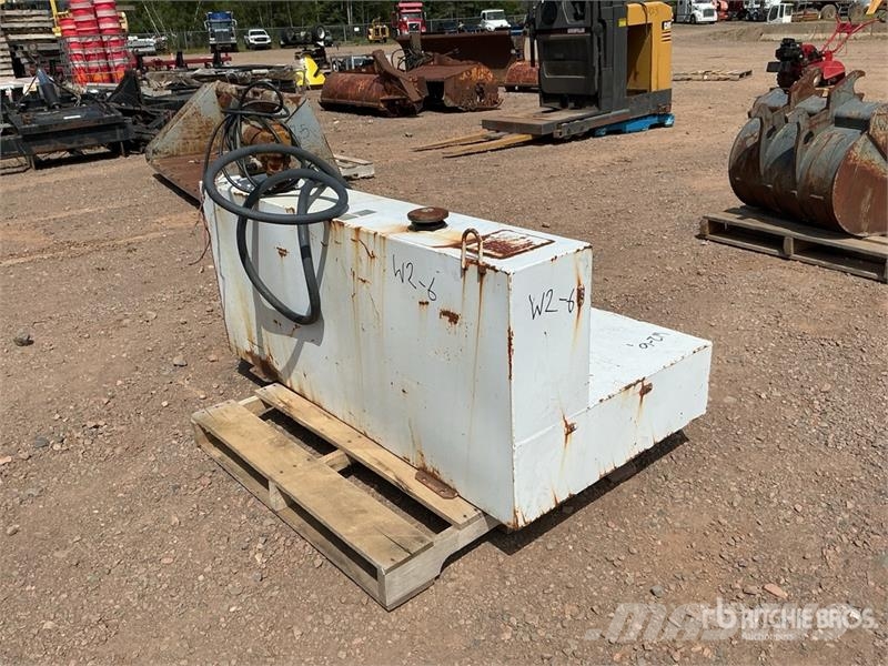105 gal Skid Mounted Steel Fuel Tank 연료 및 첨가제 탱크