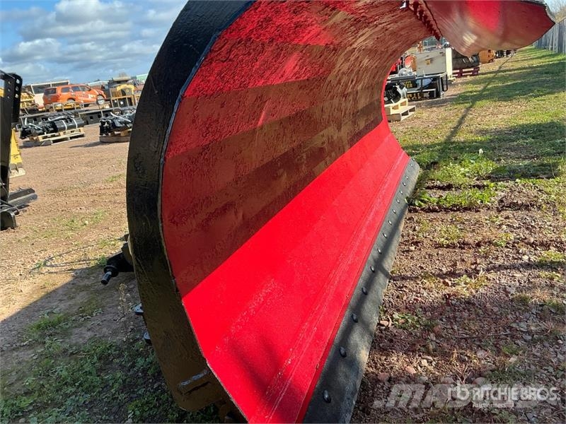  11 ft 2 Way Snow Plow Снежные отвалы и плуги