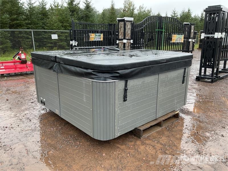 1100 Liter Hot Tub Drugi deli