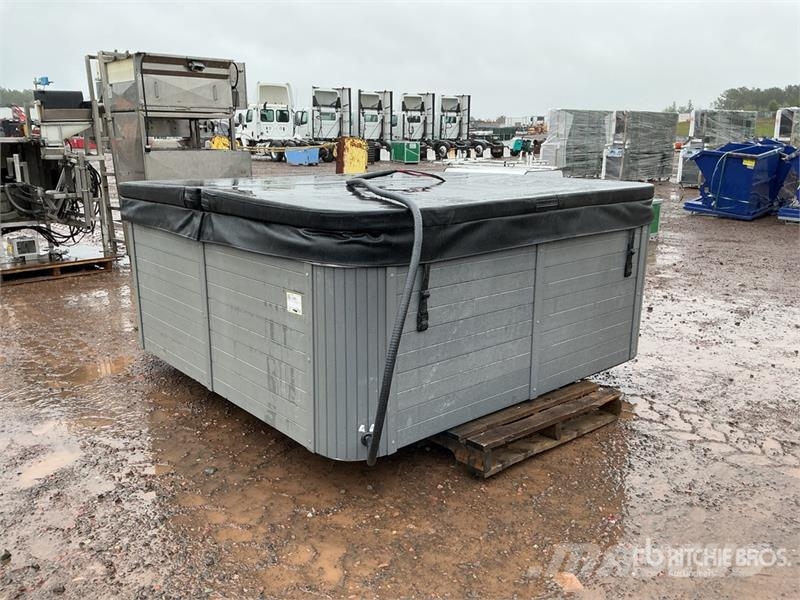 1100 Liter Hot Tub Drugi deli