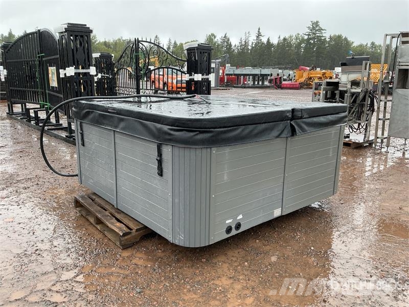 1100 Liter Hot Tub Drugi deli