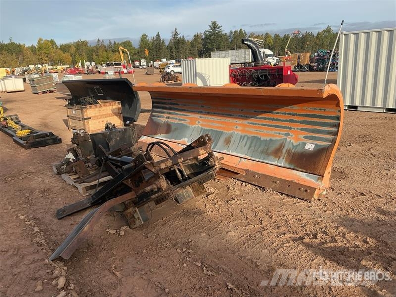 12 ft 2 Way Snow Plow Снежные отвалы и плуги