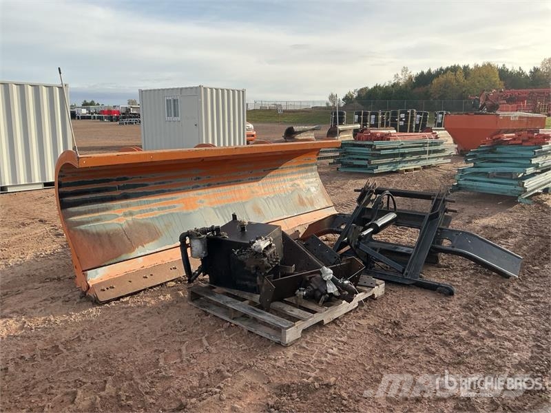12 ft 2 Way Snow Plow Снежные отвалы и плуги