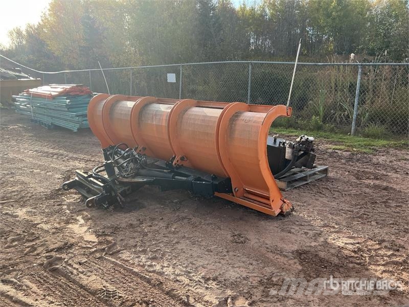 12 ft 2 Way Snow Plow Снежные отвалы и плуги