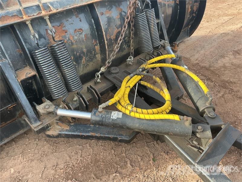12 ft 3 Way Snow Plow Snežne daske i plugovi