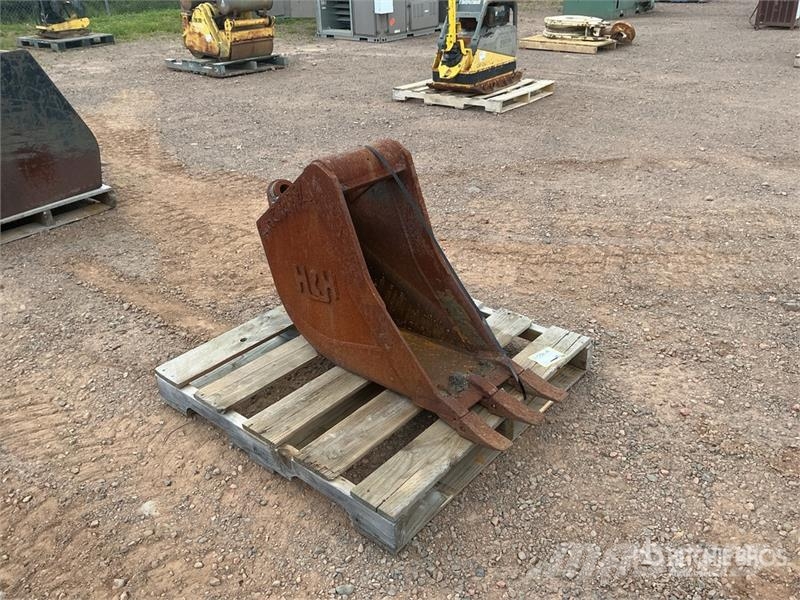  12 in Digging Excavator Bucket 挖斗