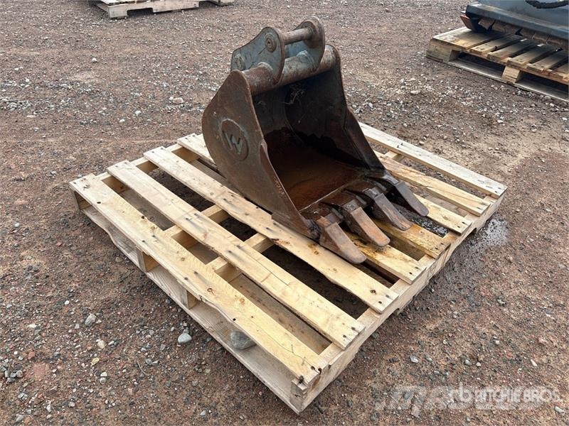 16 in Q/C Digging Excavator Bucket Godet