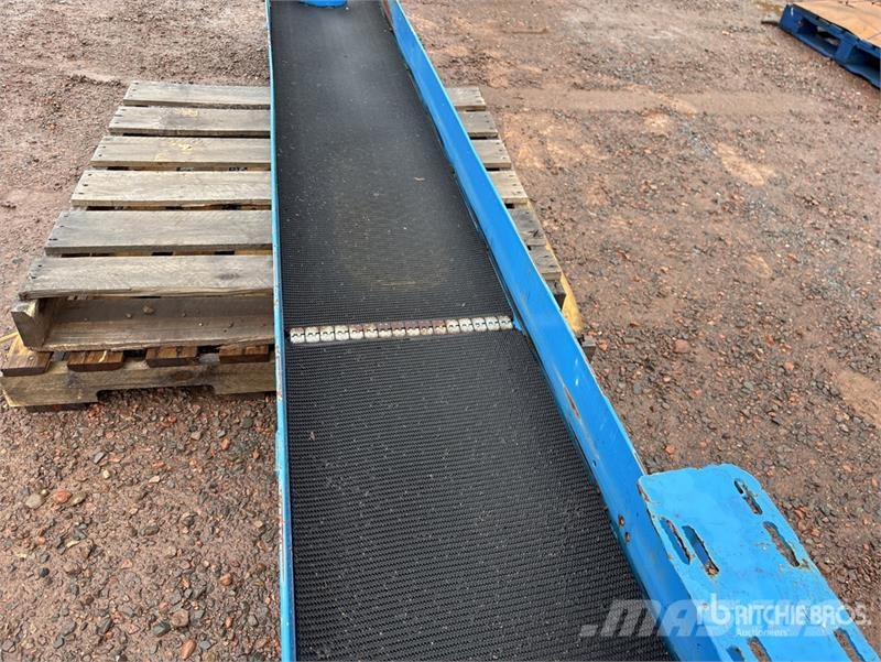 16 in x 11 ft Conveyor Belt معدات البناء - غير ذلك