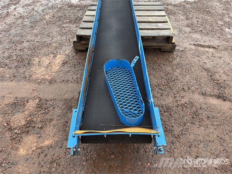 16 in x 11 ft Conveyor Belt معدات البناء - غير ذلك