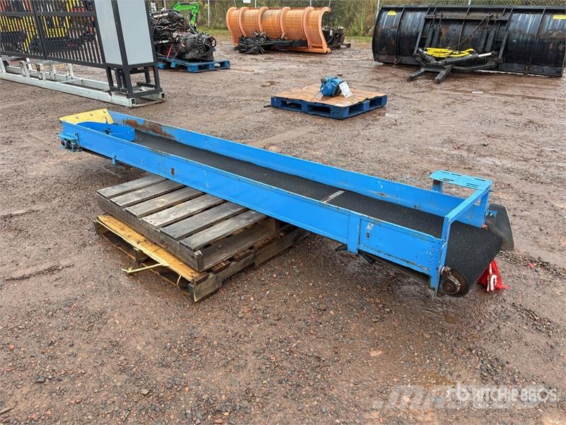 16 in x 11 ft Conveyor Belt معدات البناء - غير ذلك