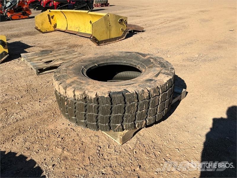  17.5R25 Tires الإطارات والعجلات والحافات