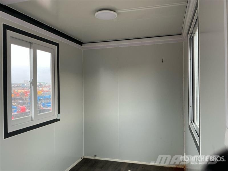 19 ft 7 in x 7 ft Mobile Office Építőipar - Egyebek
