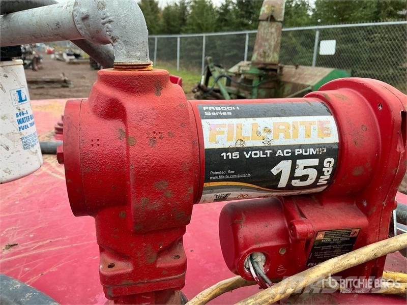  1989 L Skid Mounted Steel Fuel Tank صهاريج الوقود والصهاريج الإضافية