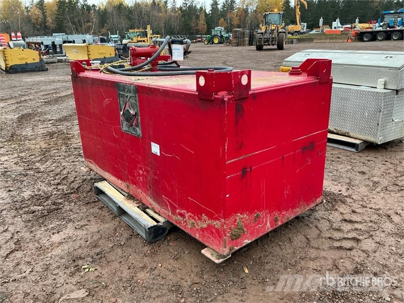  1989 L Skid Mounted Steel Fuel Tank صهاريج الوقود والصهاريج الإضافية
