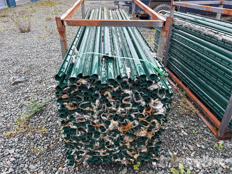 2000 ft of Fencing Fencing equipment
