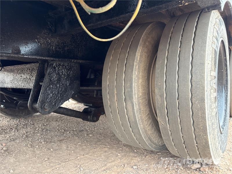 28 ft T/A Equipment Trailer Rimorchio per il trasporto di veicoli