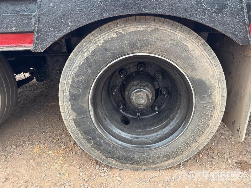 28 ft T/A Equipment Trailer Rimorchio per il trasporto di veicoli