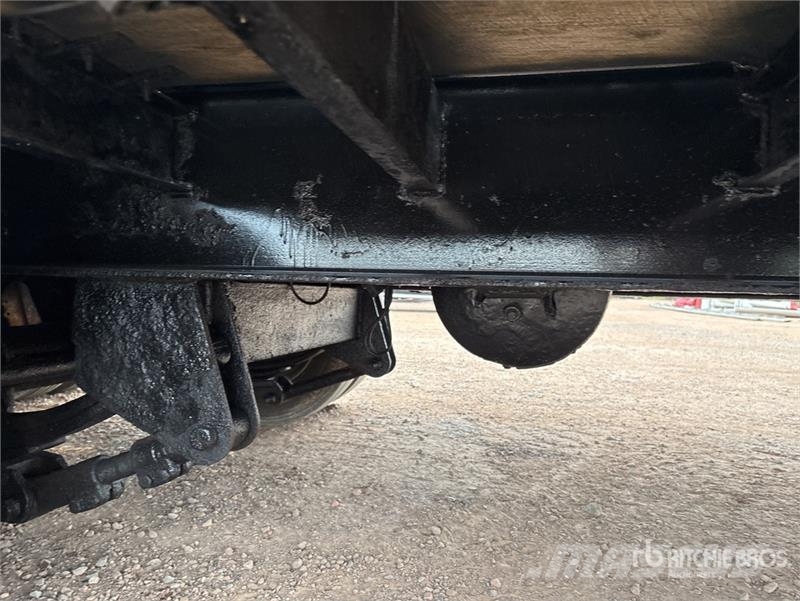 28 ft T/A Equipment Trailer Rimorchio per il trasporto di veicoli