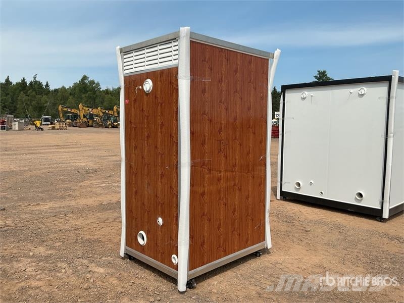 3 ft 2 in x 4 ft 2 in Single Portable Toilet Компоненты строительной техники