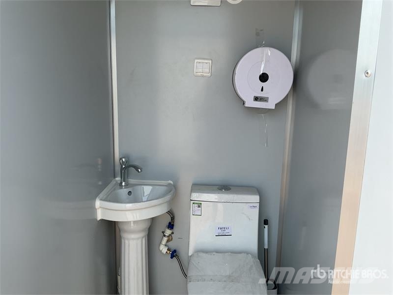 3 ft 2 in x 4 ft 2 in Single Portable Toilet Компоненты строительной техники