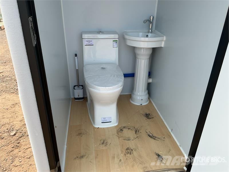 3 ft 2 in x 4 ft 2 Person Double Portable Toilet ( Drugi deli
