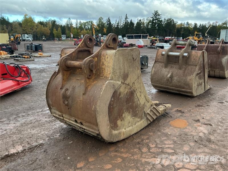  44 in Digging Excavator Bucket دلاء