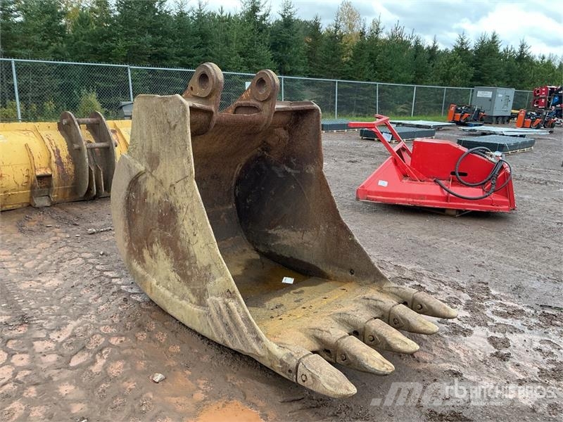  44 in Digging Excavator Bucket دلاء
